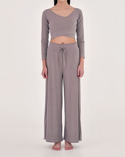 Carmen - Casual Ribbed Lounge Top & Trouser Set for Women