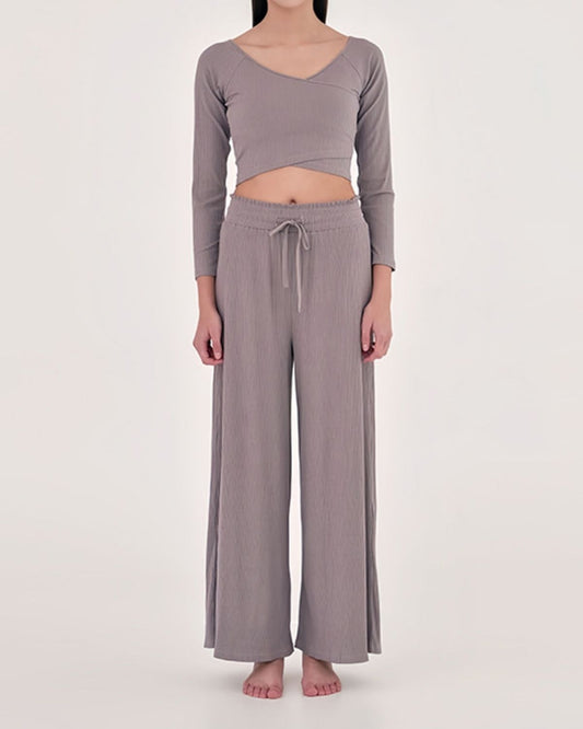 Carmen - Casual Ribbed Lounge Top & Trouser Set for Women